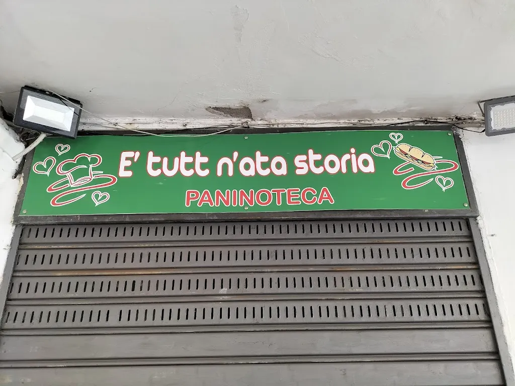 E' tutto n'ata storia restaurant in Capua