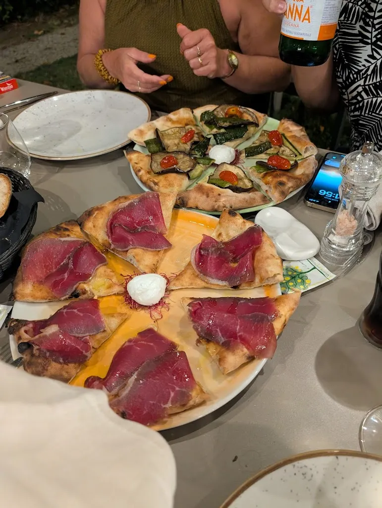 Claire Lorentz_Braceria Paparazzi_Francavilla al Mare_review