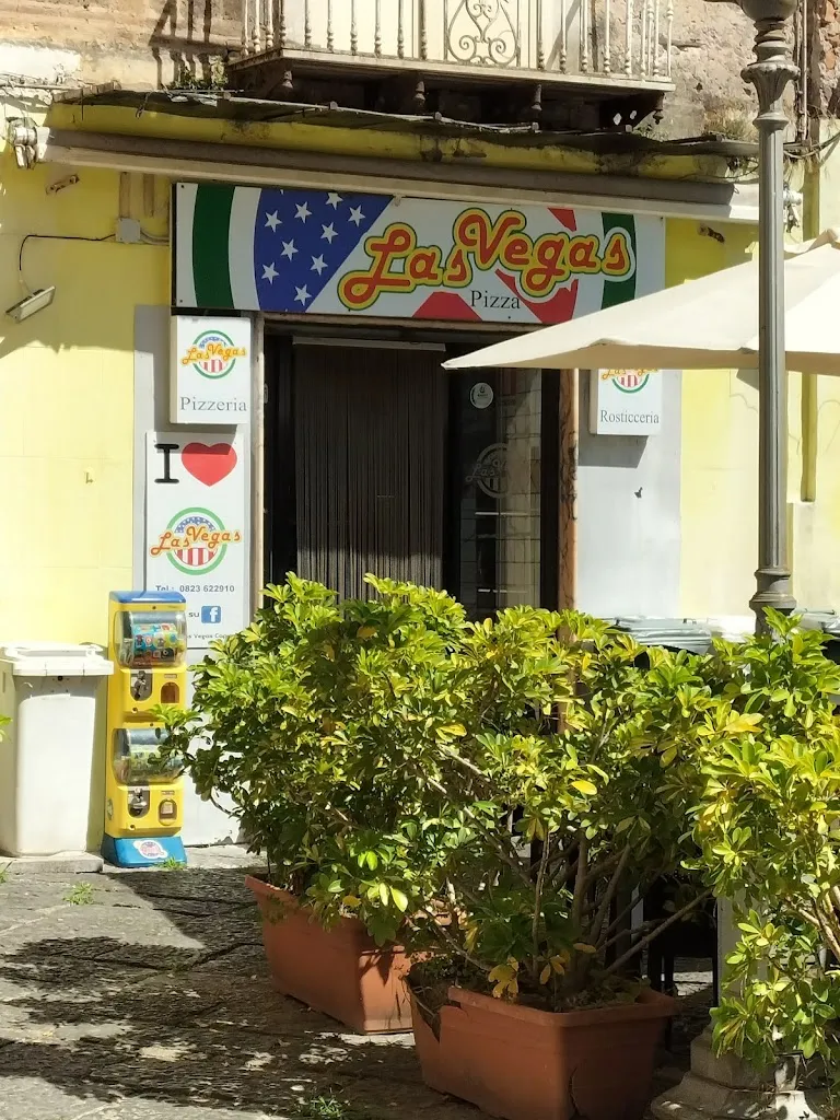 Pizzeria Las Vegas restaurant in Capua