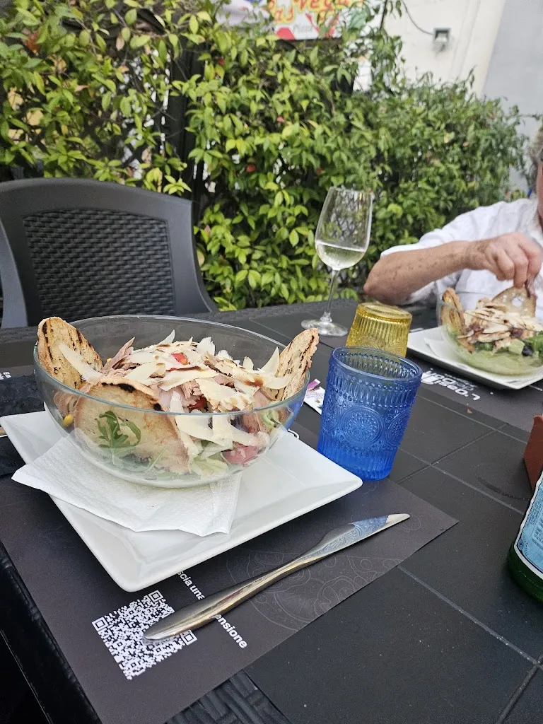 Sarah Barnard_L'Oasi del Don_Capua_review