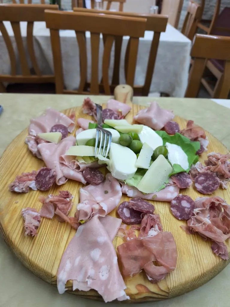 Nicoleta_Borgo Paradiso_Casalbore_recensione