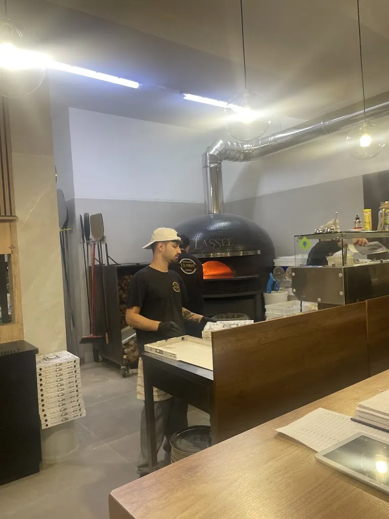 Daniele Di iorio_Ristorante Pizzeria Classe 