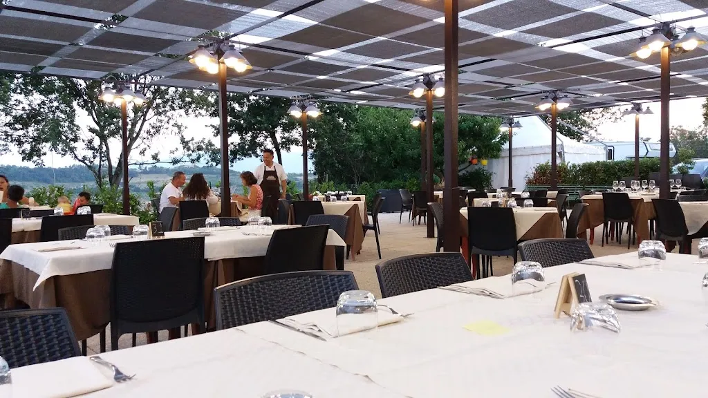 I Tre Ghiottoni restaurant in Atri