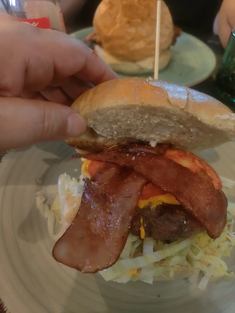 Pasquale Amodio_Tavolo3 Pub_Casal di Principe_review