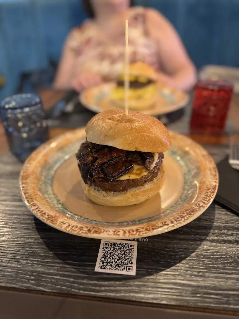 Giuseppe Barone_Tavolo3 Pub_Casal di Principe_review