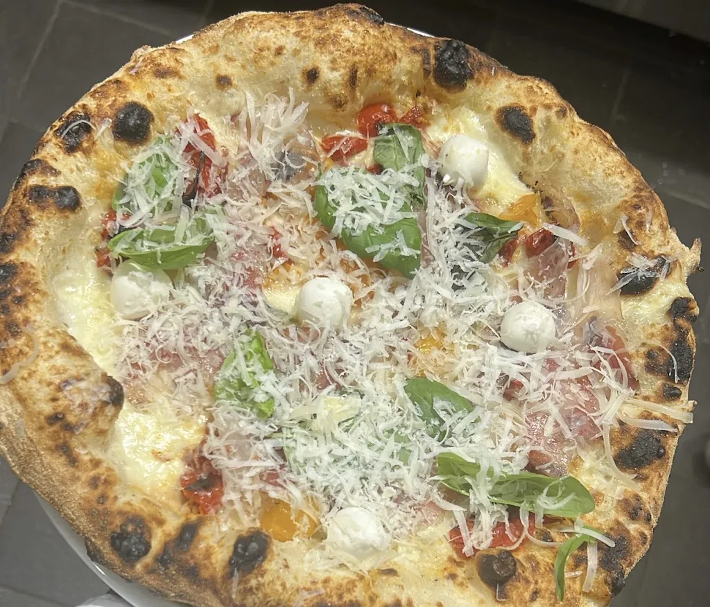 Menu_Pizzeria La Vita è Bella_Casal di Principe_image_5