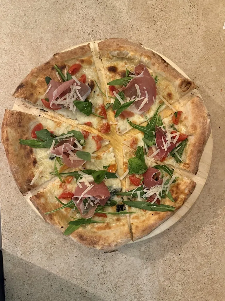 Pizzeria Anema&Core_Casal di Principe_slider_image_3