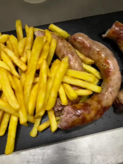 antonella andreozzi_pizzeria i 2 monelli_Casal di Principe_review