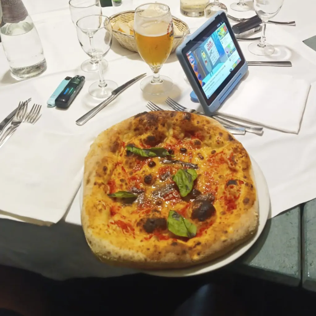 Heni Ayari_Il Nido_Casal Velino_review