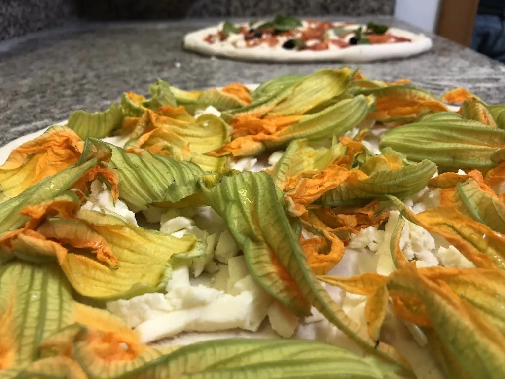 Bar pizzeria la goccia_Casal Velino_slider_image_2