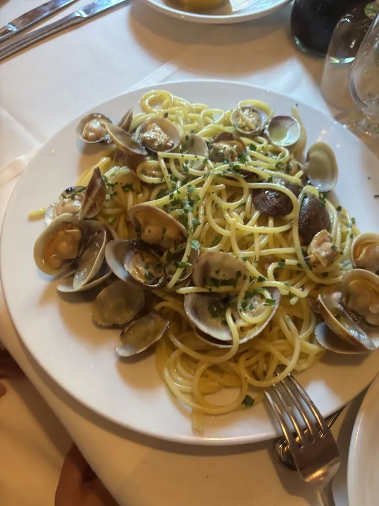 Henry Nic_La Campagnola_Casal Velino_review