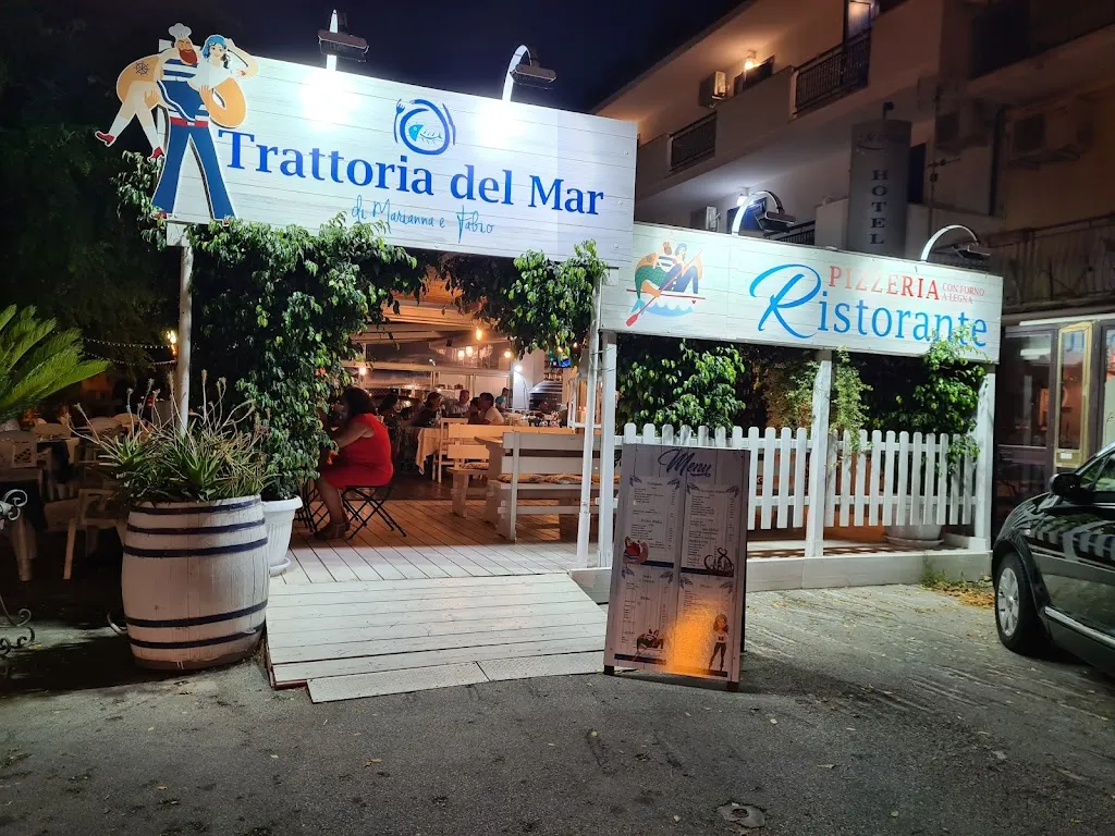 Trattoria del Mar restaurant in Casal Velino