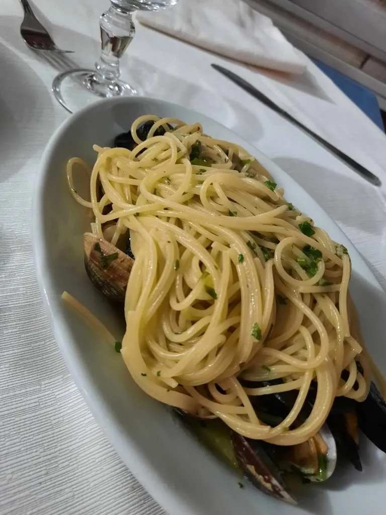 Valentino Vastola_Da Roberto_Casal Velino_recensione