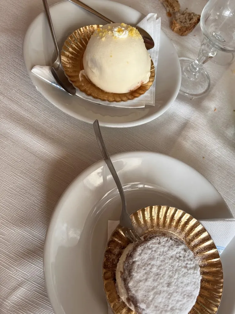 Clara De Vito_Da Roberto_Casal Velino_recensione