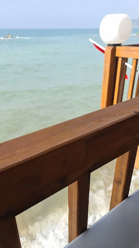 Sandro Imeri_Lido Miami_Casal Velino_recensione