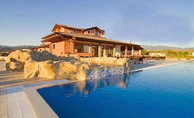 L'Oasi del Fauno Country House restaurant in Casal Velino