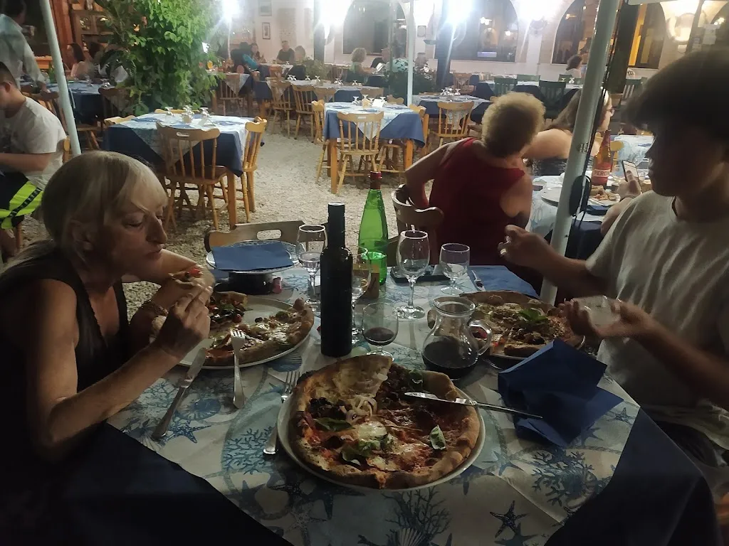 Enrico Fiala_Da Camillo_Casal Velino_review