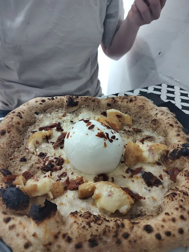 Cina Boqvist_Pizzeria e Hamburgeria – Non Solo Pane Casal Velino_Casal Velino_review