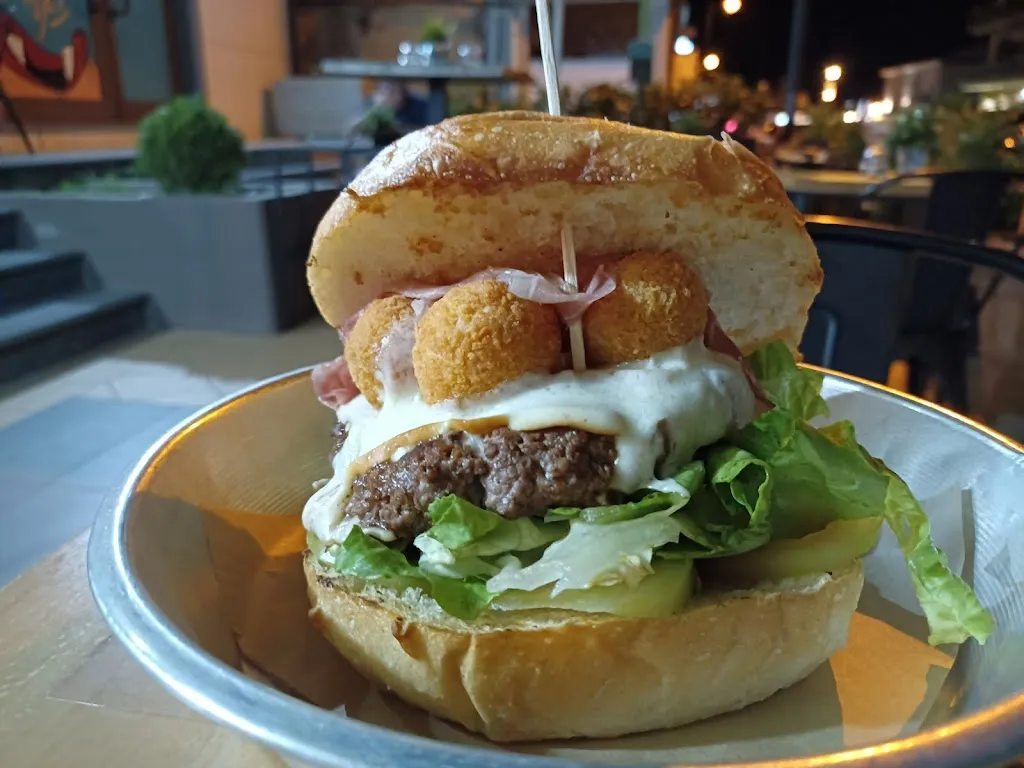 Lorenzo Piccolo_Palma hamburgeria & sfizi_Casal Velino_review