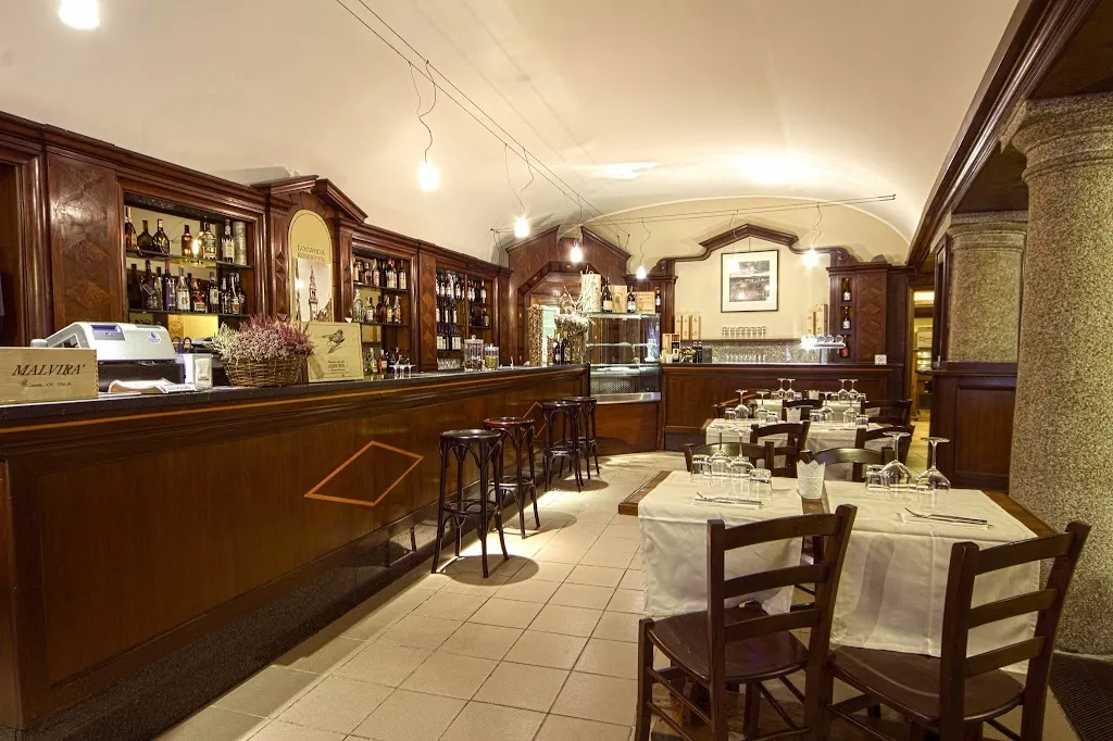 Locanda Rossignoli 1913_Casale_slider_image_1