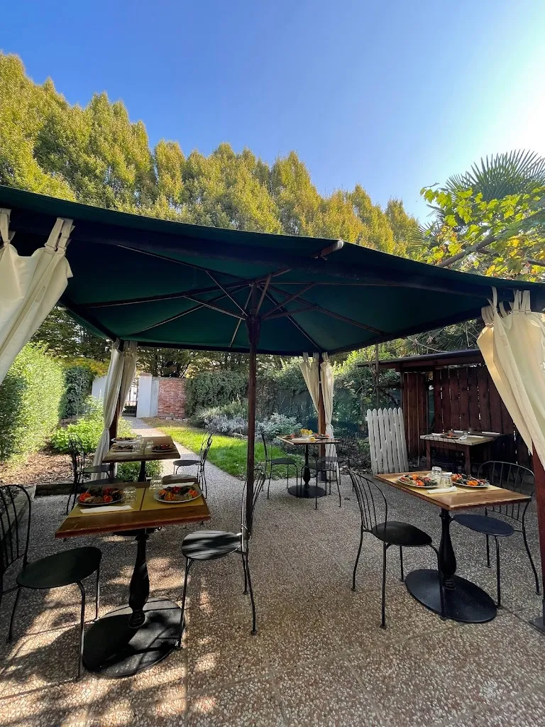 Tinello Sile Bistrot_Casale_slider_image_1