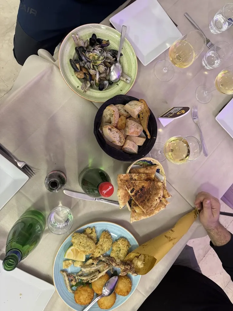 Erion_Ristorante degli Artisti da Riccardo_Casalnuovo di Napoli_review