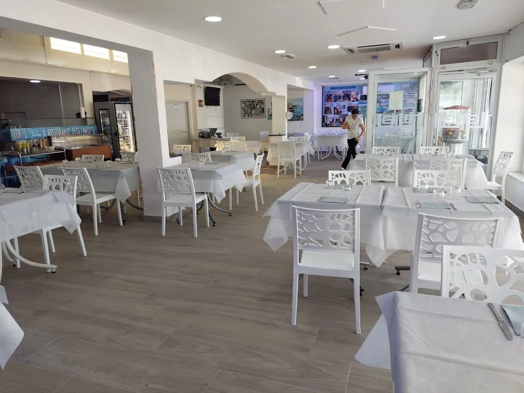 Ristorante degli Artisti da Riccardo restaurant in Casalnuovo di Napoli