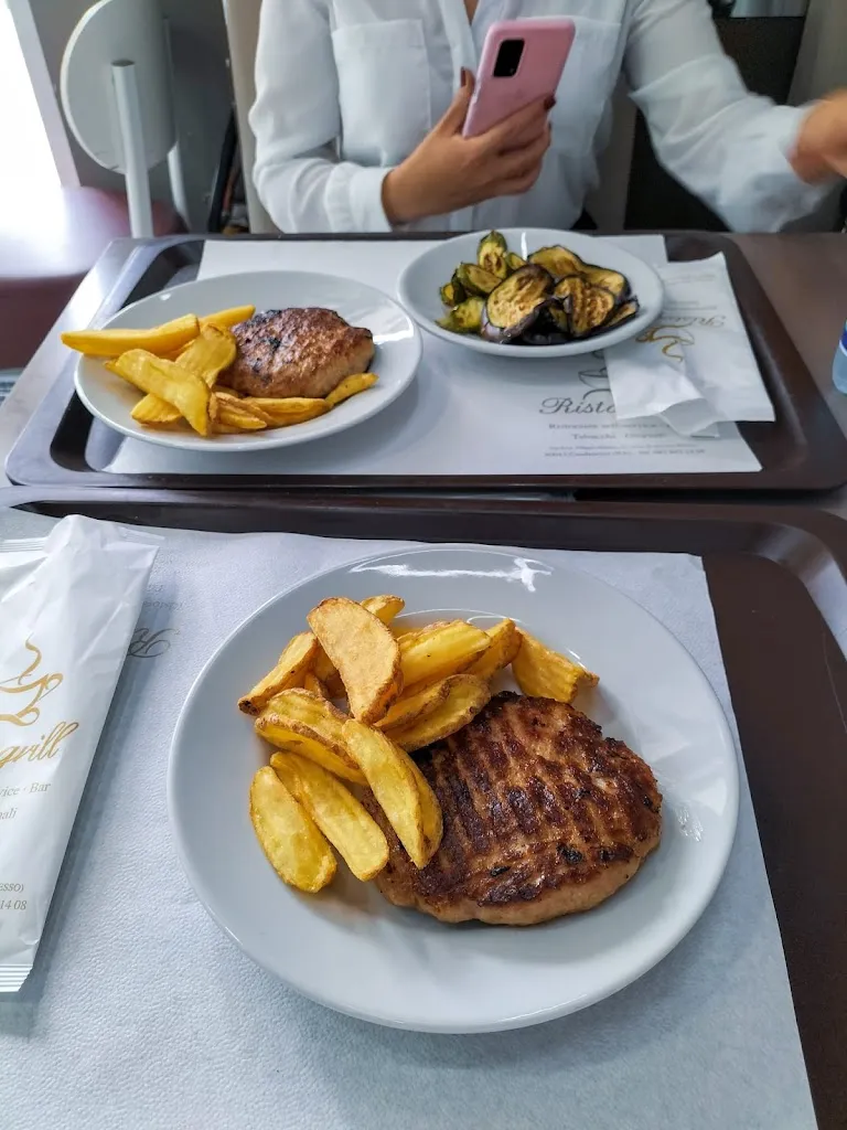 Laura Plùmari_Ristogrill_Casalnuovo di Napoli_review