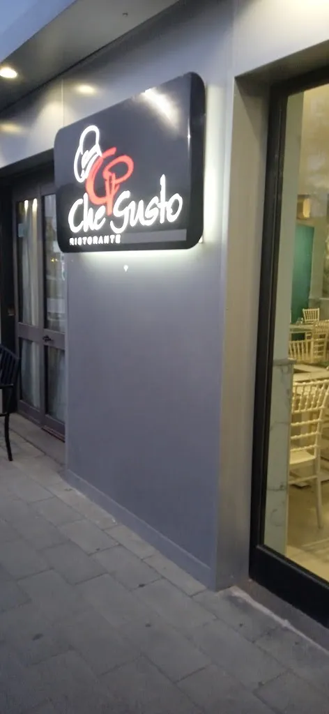 luciano pecorelli_Ristorante Che Gusto_Casalnuovo di Napoli_review