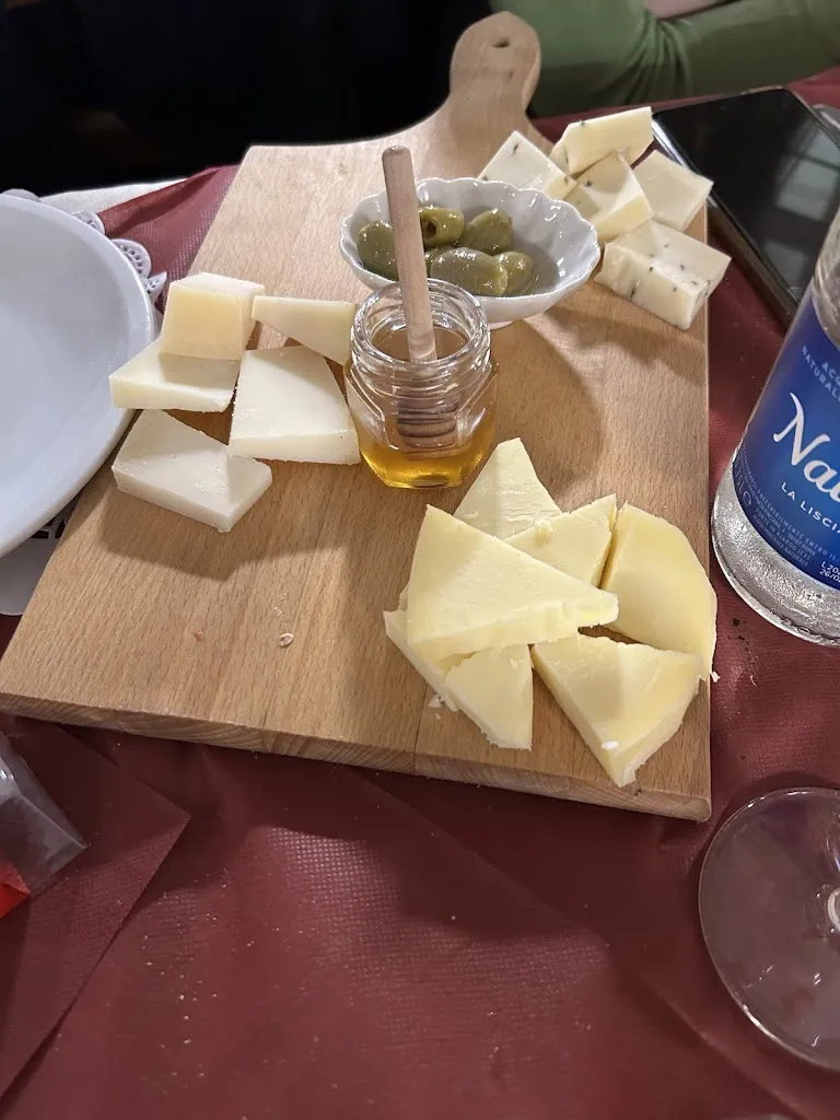 Giuseppe Borrelli_Lumafral - vineria stuzzicheria_Casalnuovo di Napoli_recensione