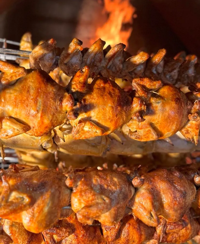 Marika e Rossella_Il Gallaccio girarrosto a legna_Casalnuovo di Napoli_recensione