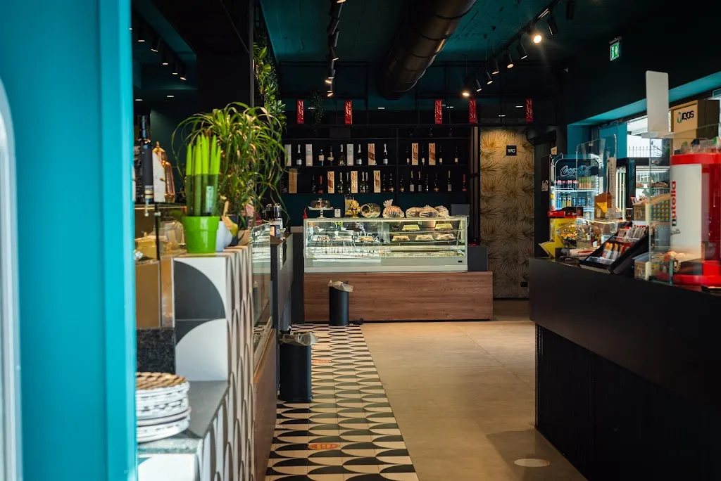 IQOS PARTNER - Moda Cafè, Casamarciano restaurant in Casamarciano