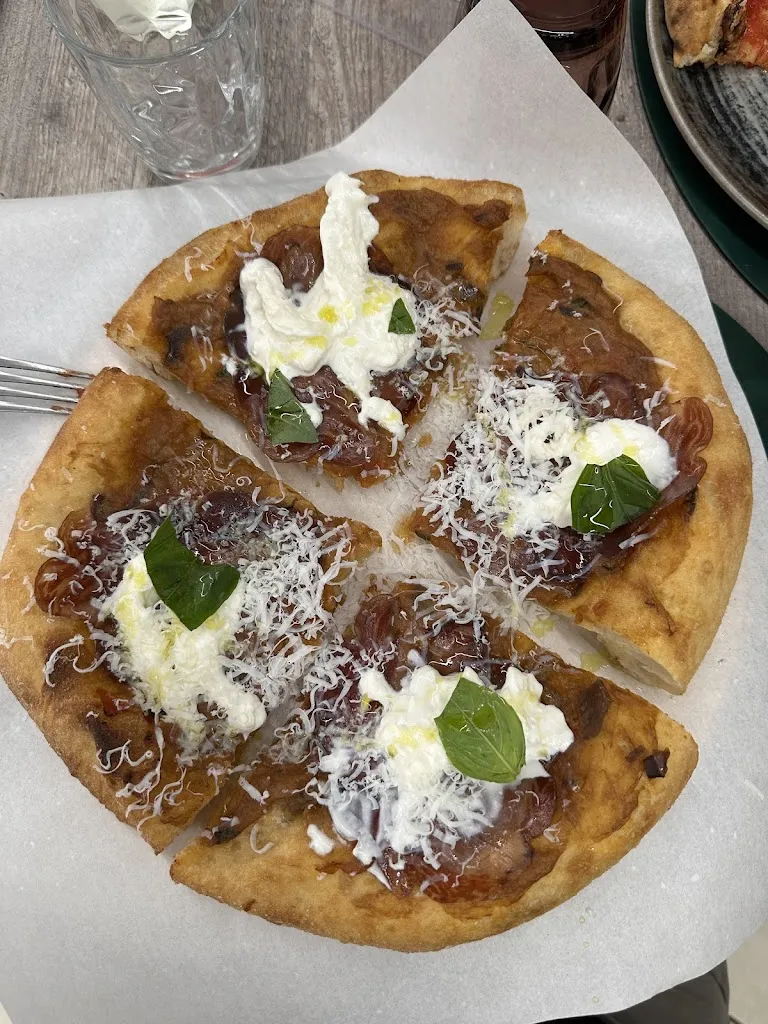 Franco Mottola_Luigi Gallo pizza e fritti d’élite_Casamarciano_review