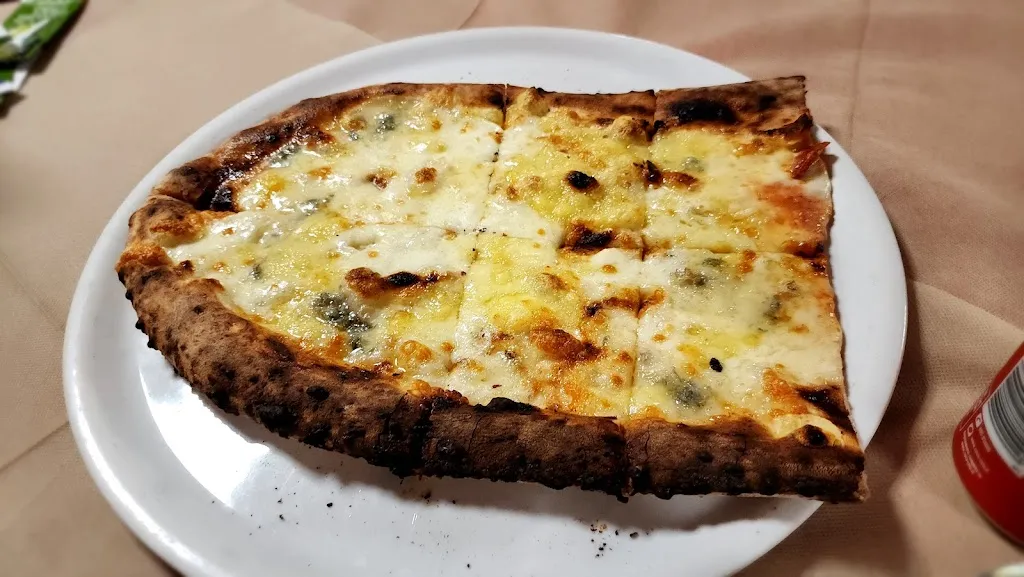 Teresa Pic_Ristorante Pizzeria LA TROTA_Introdacqua_review