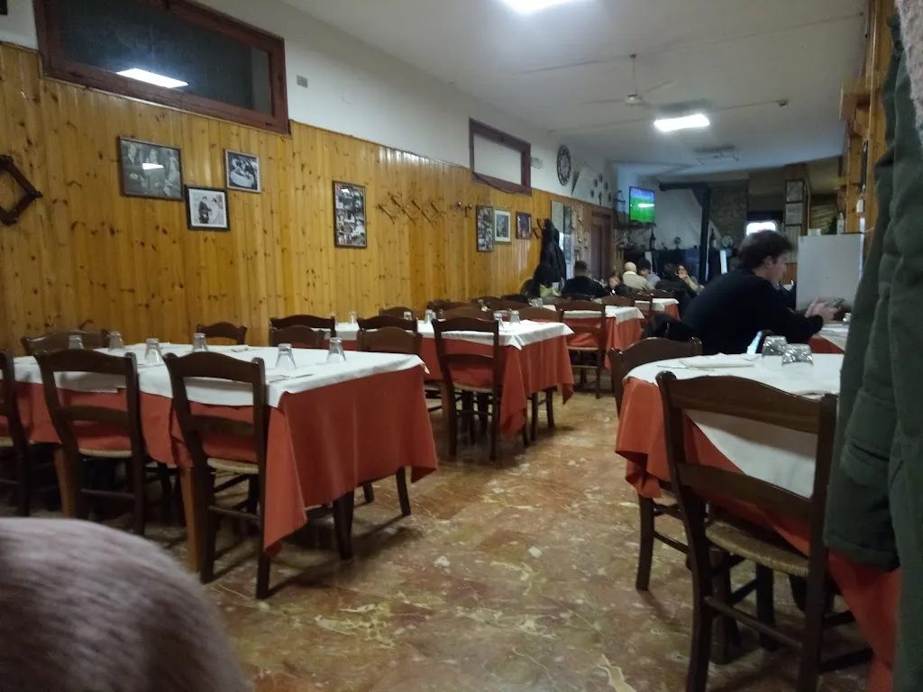 Ristorante Pizzeria LA TROTA restaurant in Introdacqua