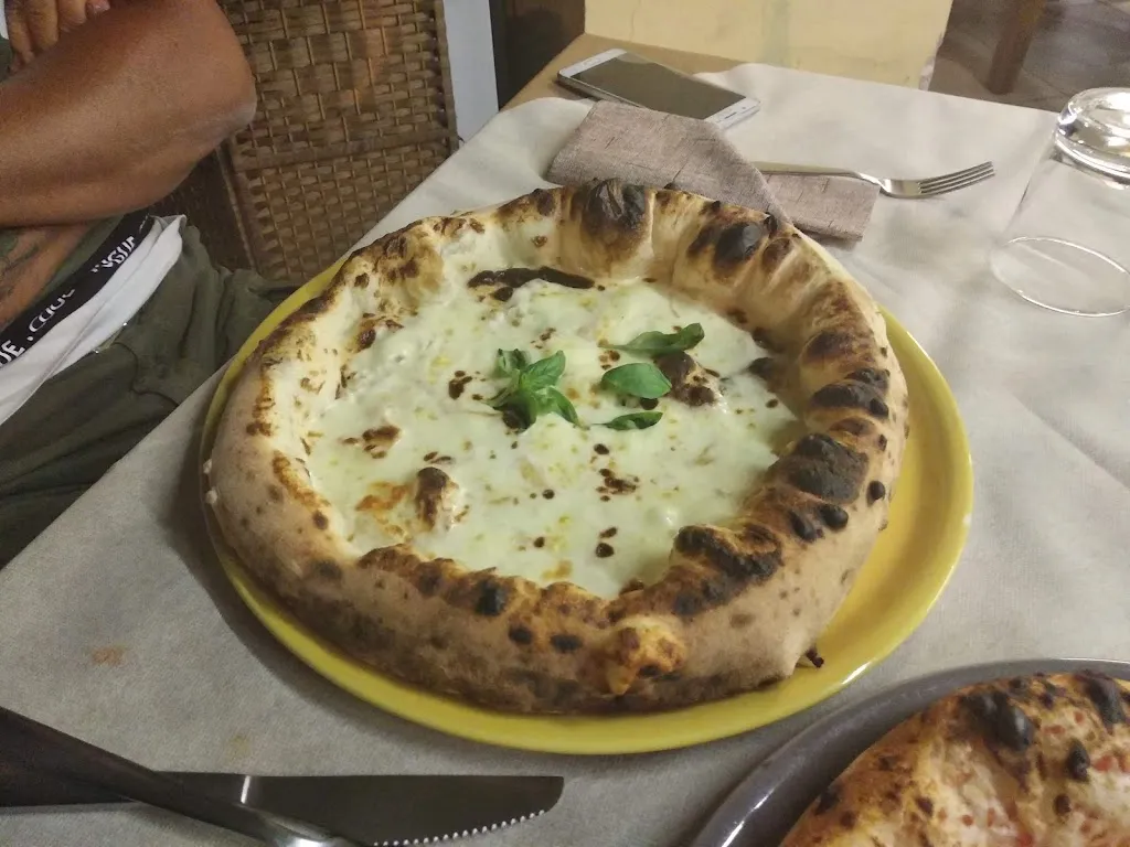 Ilaria_A storia e Napule_Casamarciano_Bewertung