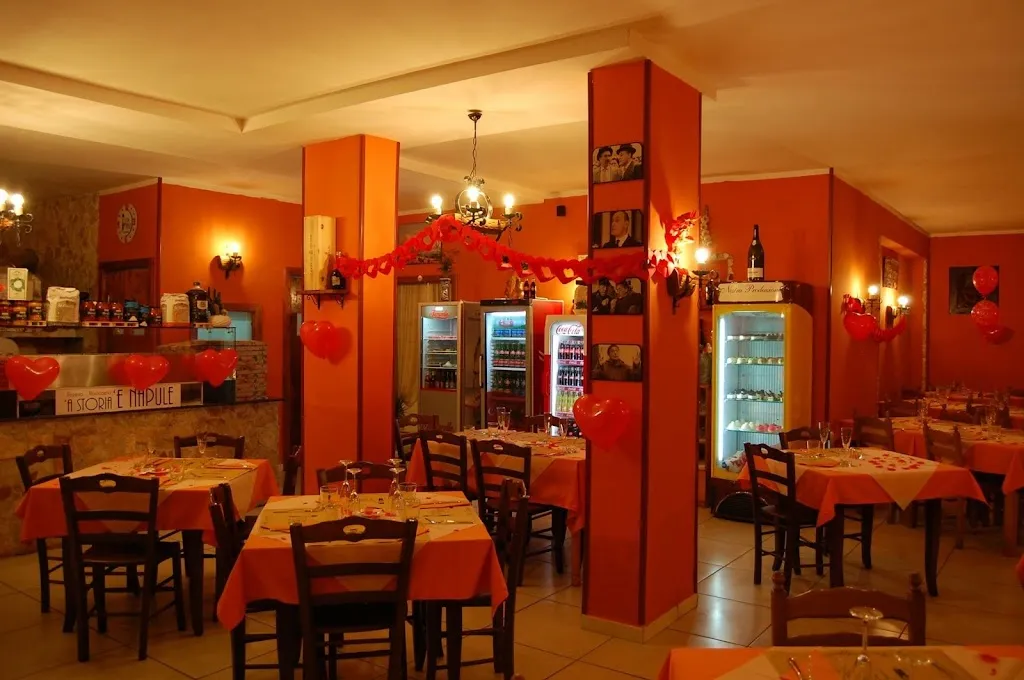 A storia e Napule restaurant in Casamarciano