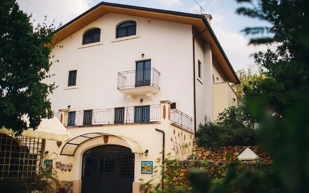 Locanda Dell'Asino D'Oro restaurant in Introdacqua