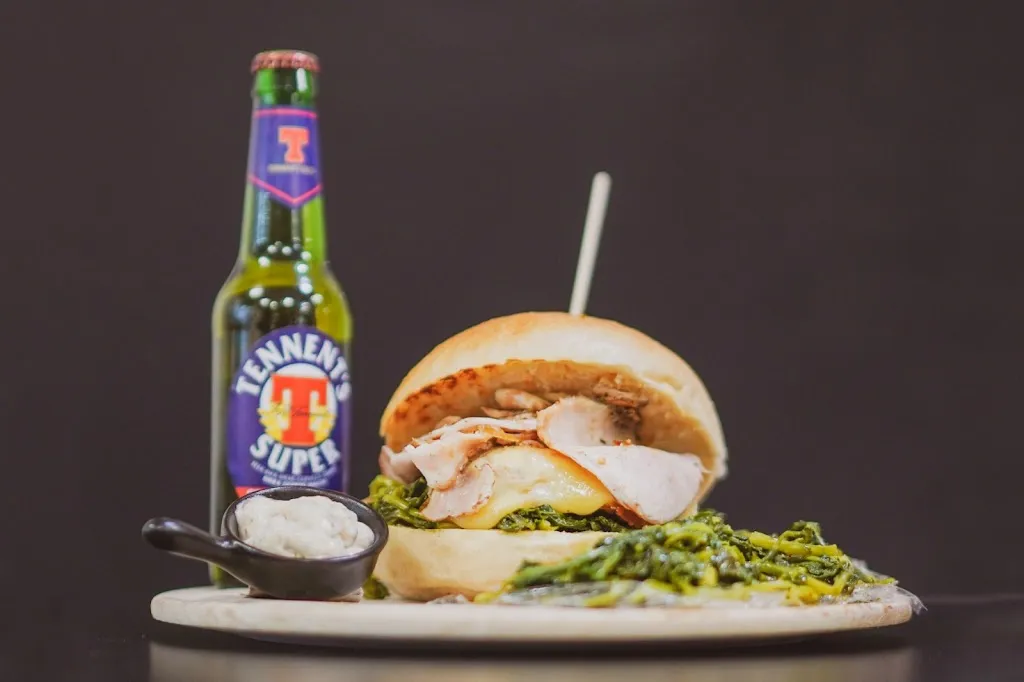 Anselmi's burger_Casaluce_slider_image_2