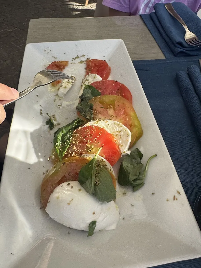 Alisha Gollihar_Kajna’ Restaurant_Casaluce_review