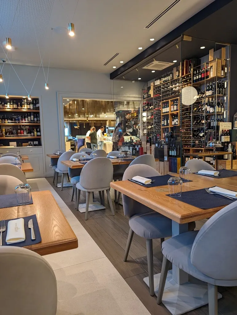 Vega Food - Cafè | Bistrot | Ristorante_Casaluce_slider_image_1