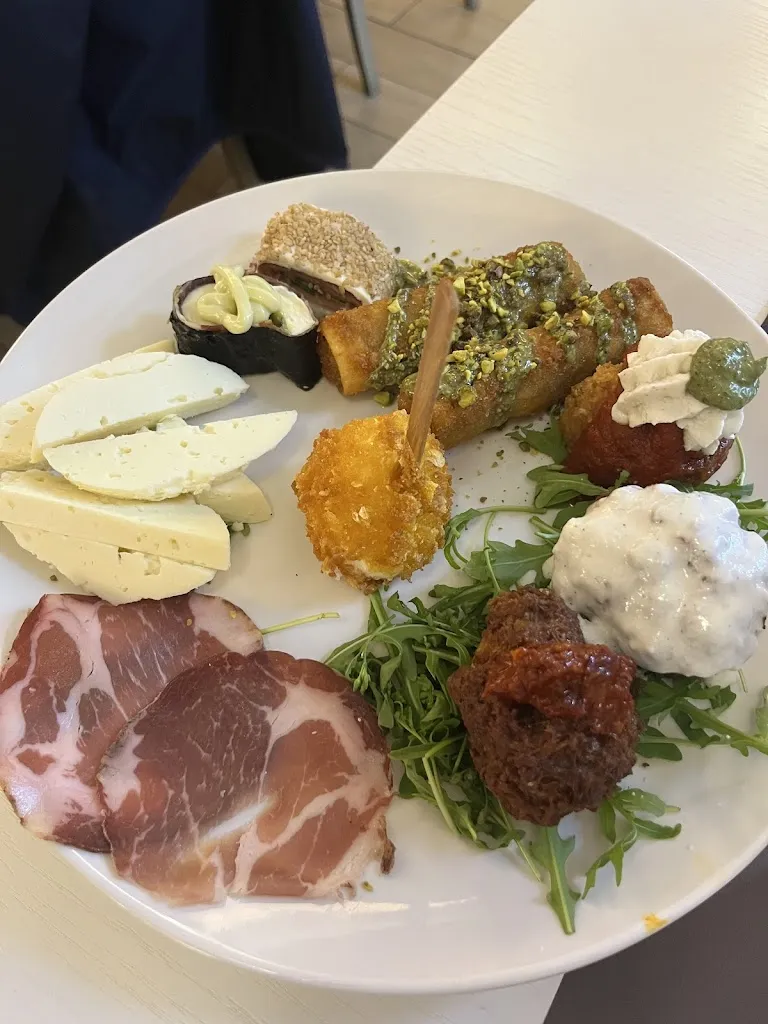 Valeria Cozzolino_La Mozzata_Casaluce_review