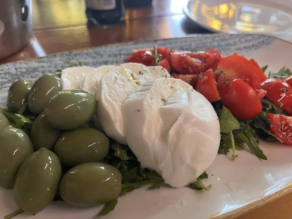 Rebecca Dawson_Country House_Casaluce_review