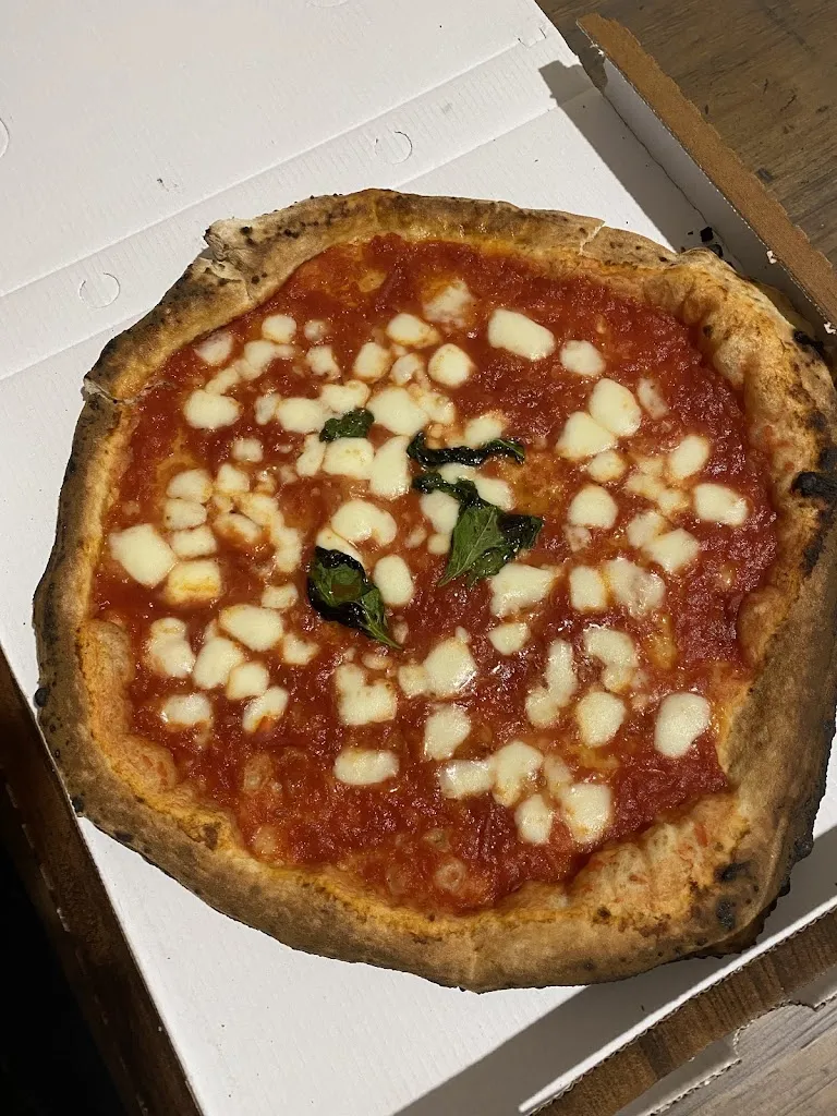 Pizzeria O'Core E Napule_Casaluce_slider_image_3