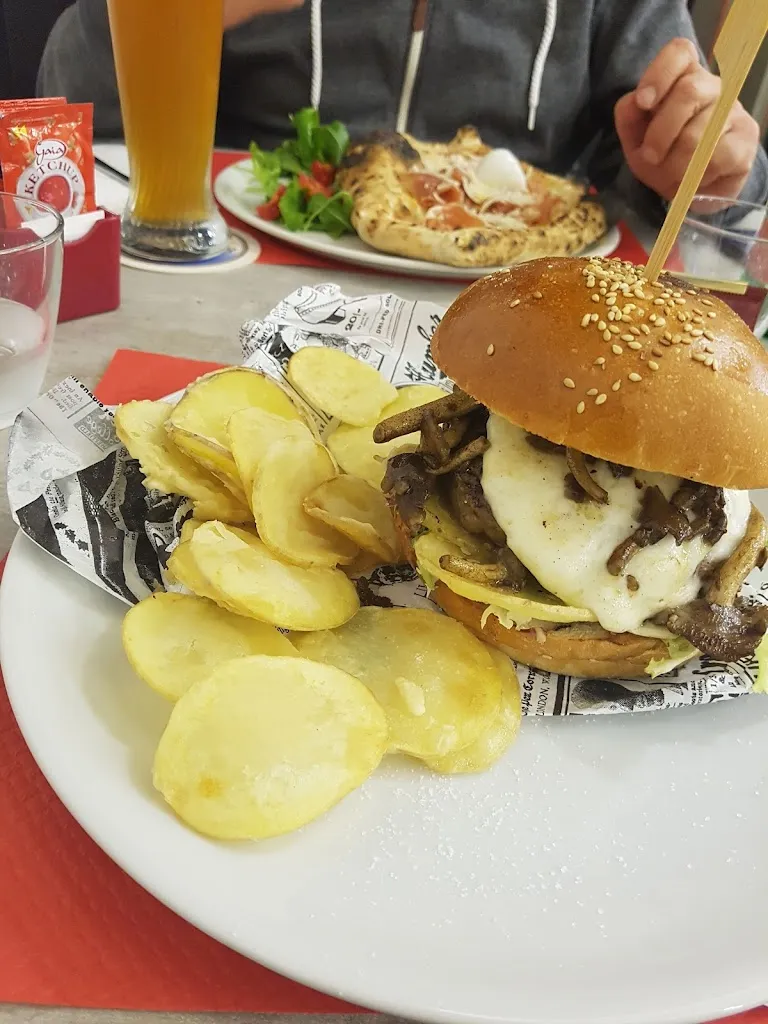 Menu_'A Rumba De' Scugnizz - Pizza & Burger_Casaluce_immagine_6