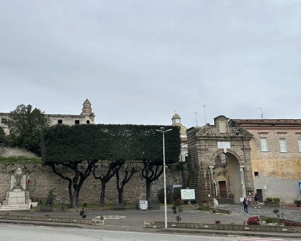 Gianpaolo Destefani_Ai Cappuccini_Cascano_recensione