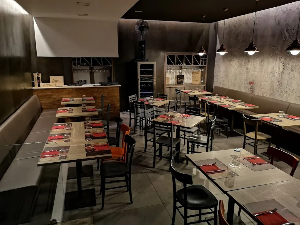 Theatro Grill Wine Beer_Cascano_slider_image_1