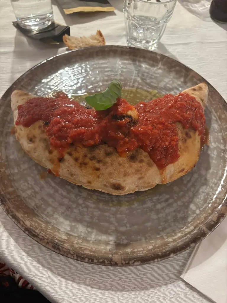 giuseppina ciorciari_Lo Sceriffo_Caselle in Pittari_review