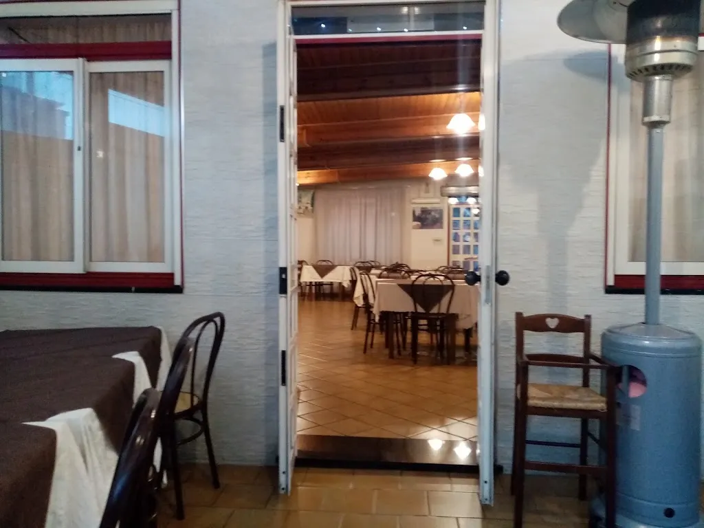 Trattoria Pizzeria Il Vicoletto restaurant in Casola di Napoli