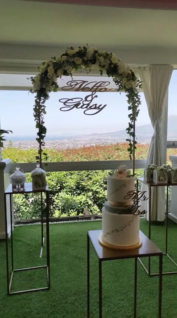 Villa Palmentiello restaurant in Casola di Napoli